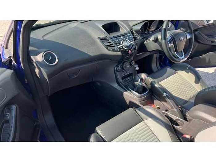 Ford Fiesta FIESTA 1.6 EcoBoost ST-2 3dr 
