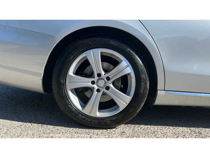 Mercedes-Benz E CLASS E220d SE Premium 5dr 9G-Tronic 