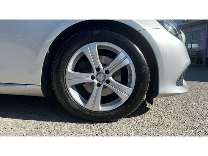 Mercedes-Benz E CLASS E220d SE Premium 5dr 9G-Tronic 
