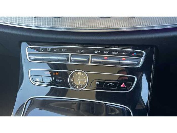 Mercedes-Benz E CLASS E220d SE Premium 5dr 9G-Tronic 