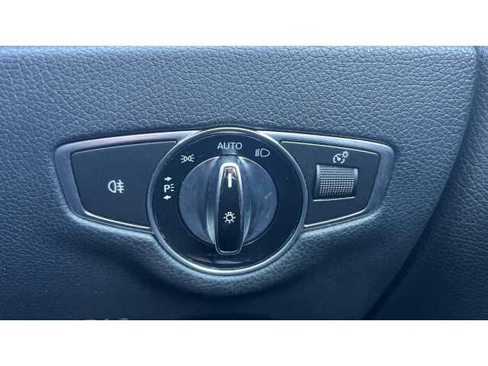 Mercedes-Benz E CLASS E220d SE Premium 5dr 9G-Tronic 