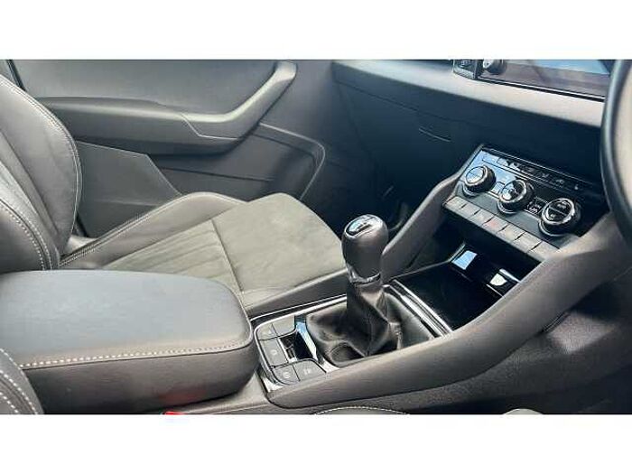 SKODA Karoq KAROQ 1.5 TSI SE L 5dr 