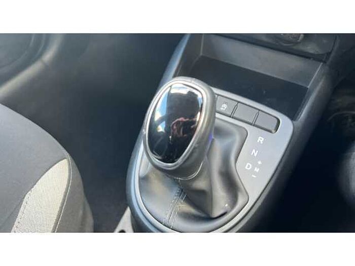 Hyundai i10 I10 1.0 MPi SE Connect 5dr Auto 