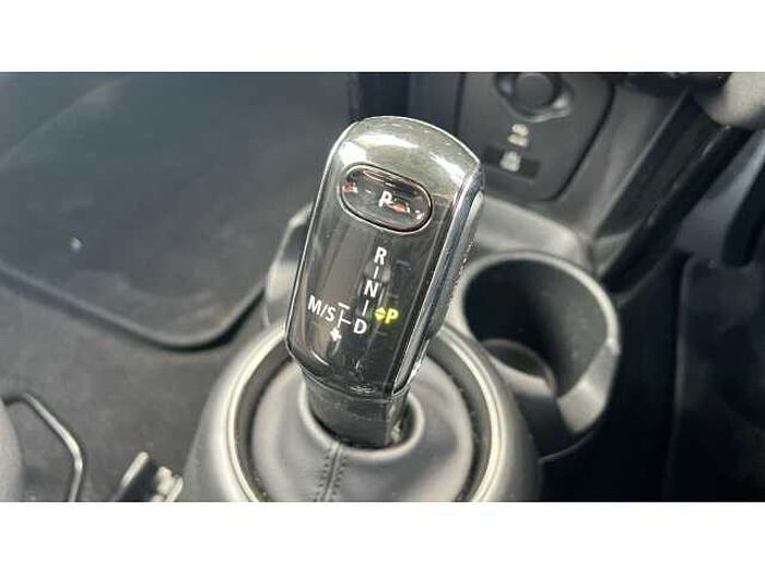 MINI Mini HATCHBACK 1.5 Cooper Classic 3dr Auto 