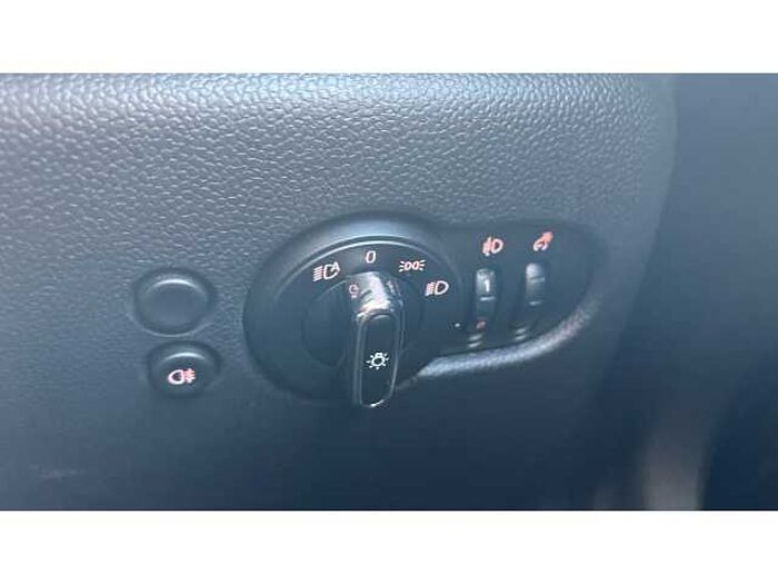 MINI Mini HATCHBACK 1.5 Cooper Classic 3dr Auto 