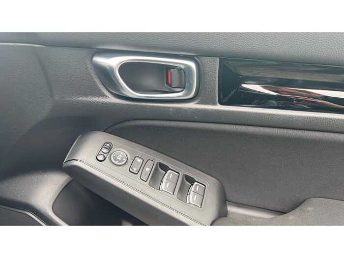 Honda Civic e:HEV Elegance 