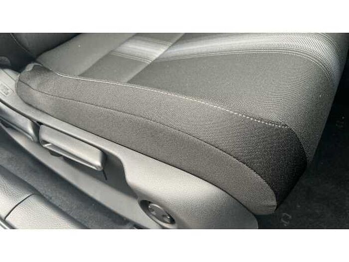 Honda Civic e:HEV Elegance 