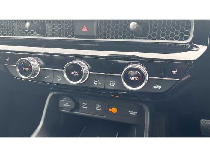 Honda Civic e:HEV Elegance 
