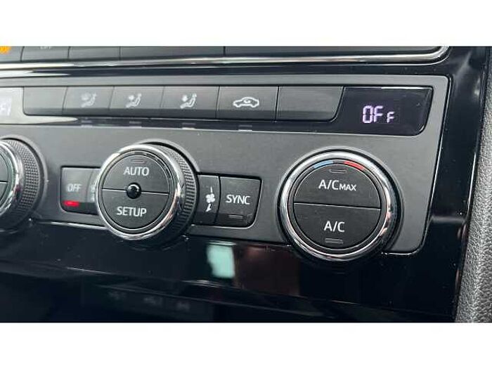 SEAT Leon LEON 1.4 EcoTSI 150 FR Technology 5dr 